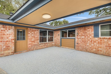 9806 Sagebark Dr, Houston, TX 77089 - photo 4