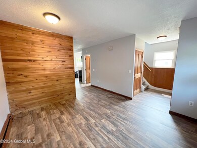 21 Regent St, Albany, NY 12202 - photo 4