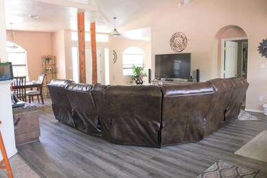5002 Carolcreste Dr, Farmington, NM 87402 - photo 5