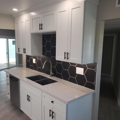 17208 N 107th Ave, Sun City, AZ 85373 - photo 6