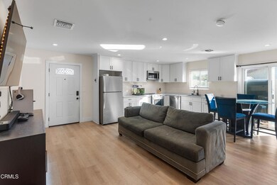 2549 Young Ave unit B, Thousand Oaks, CA 91360 - photo 4