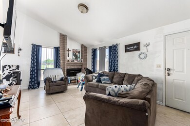 273 W Virginia St, Tucson, AZ 85706 - photo 5