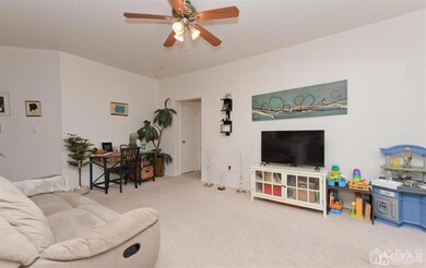 5031 Beech Ct, Monmouth Junction, NJ 08852 - photo 6