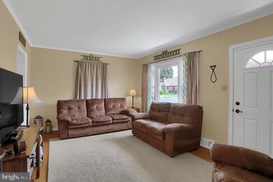 733 Harding St, New Cumberland, PA 17070 - photo 7