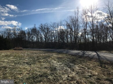 124 Buckingham Dr, Chambersburg, PA 17201 - photo 3