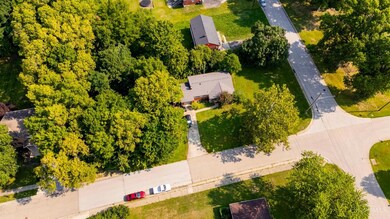 8066 Lancelot Dr, Cincinnati, OH 45244 - photo 4