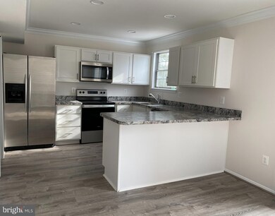 9407 Riverbrink Ct, Laurel, MD 20723 - photo 2