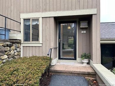 20 Heritage Cir unit B, Southbury, CT 06488 - photo 2