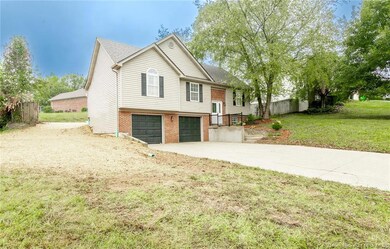 5102 Everett Ave, Floyds Knobs, IN 47119 - photo 2