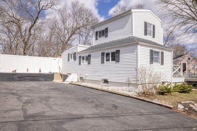 7 Beecher St, East Weymouth, MA 02189 - photo 2