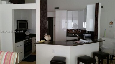 10136 NW 43rd Terrace, Doral, FL 33178 - photo 7