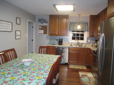 1313 Johnston St, Roanoke Rapids, NC 27870 - photo 5