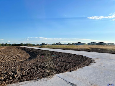 Lot 4 Block 4 W Hall Dr, Lincoln, NE 68532 - photo 4