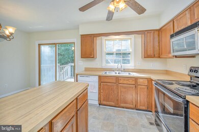 324 Burman Ln, Fredericksburg, VA 22407 - photo 6