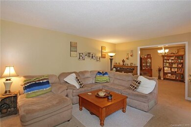 1009 Wood St, Statesville, NC 28677 - photo 5