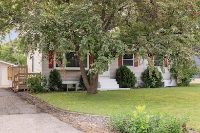 9880 Cottonwood Lane North - Spacecrafting - 0003.jpg