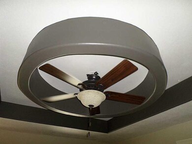 Other. Living Room - Decorative Ceiling Fan
