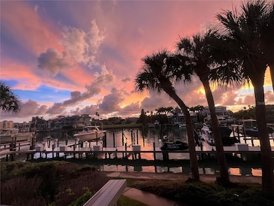 910 Pinellas Bayway S unit 103, Saint Petersburg, FL 33715 - photo 3