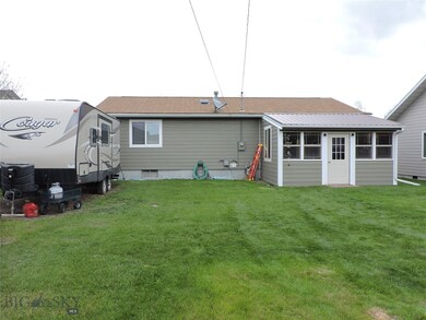 Big Back Yard Room for Garage