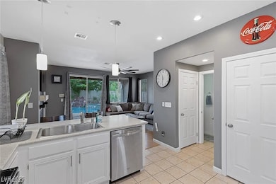 9852 Altadena St, Las Vegas, NV 89183 - photo 5