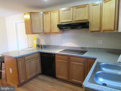 7516 Ingraham St, Hyattsville, MD 20784 - photo 6