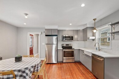 36 Campbell St, Woburn, MA 01801 - photo 2