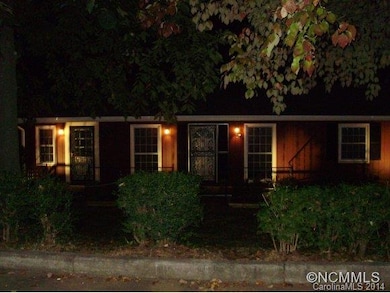 27 Robinson Ave, Asheville, NC 28803 - photo 3