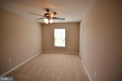 10417 Markby Ct, White Plains, MD 20695 - photo 5