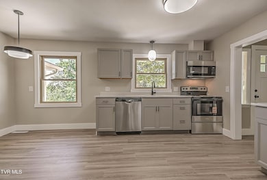 4407 Mitchell Rd, Kingsport, TN 37664 - photo 2