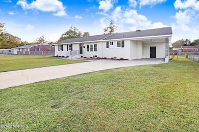 03-213 Martin Luther King Jr Dr-3