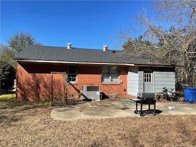 309 Durant Dr, Fayetteville, NC 28304 - photo 2