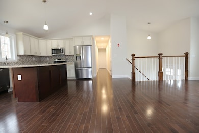 14 Wakefield Ave, Webster, MA 01570 - photo 5