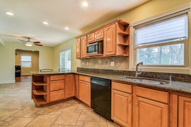 012_Kitchen