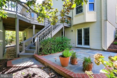 8126 Ridge Creek Way, Springfield, VA 22153 - photo 4