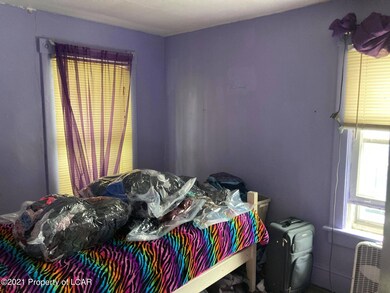 281 Brown St, Wilkes Barre, PA 18702 - photo 7
