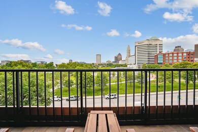 2-web-or-mls-155-w-main-st-404