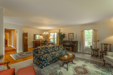 400 E Brow Road-3