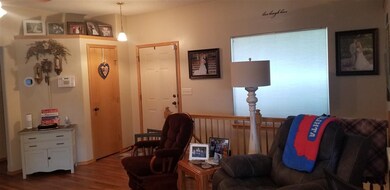 413 E Hickory St, Mulvane, KS 67110 - photo 3