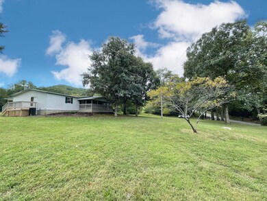 2250 Omega Park Rd, Somerset, KY 42501 - photo 3