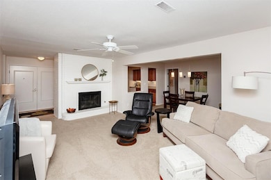 4323 Grand Ave unit 216, Des Moines, IA 50312 - photo 2