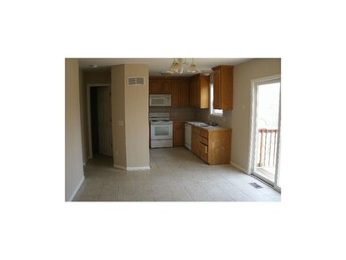 KITCHEN AND DINNING