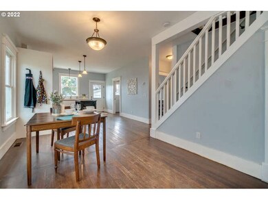 2410 11th Ave, Forest Grove, OR 97116 - photo 5