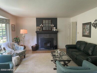2 Living Room