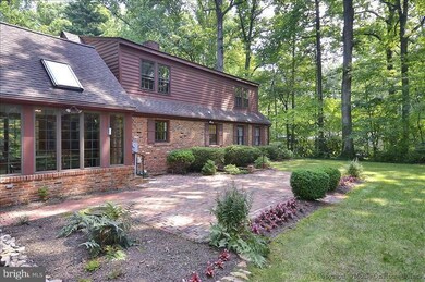 6670 Van Winkle Dr, Falls Church, VA 22044 - photo 7