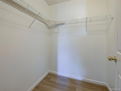 8208 Chesapeake Cir unit 95, Walled Lake, MI 48390 - photo 7