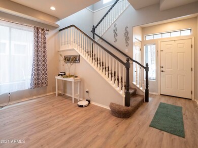 4343 E Vaughn-0521