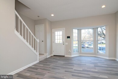 7213 Parsons Ct, Alexandria, VA 22306 - photo 6