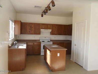 8413 W Hilton, Tolleson, AZ 85353 - photo 7