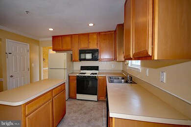 7105 Silverton Ct, District Heights, MD 20747 - photo 7