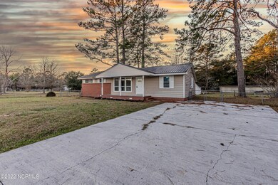 115 Sandy Dr, Jacksonville, NC 28546 - photo 2